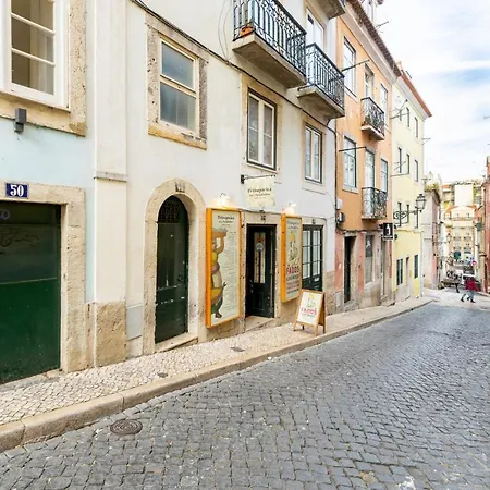 New Boutique Apt In Bairro Alto * Lizbona