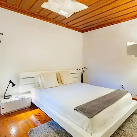 New Boutique Apt In Bairro Alto Apartment